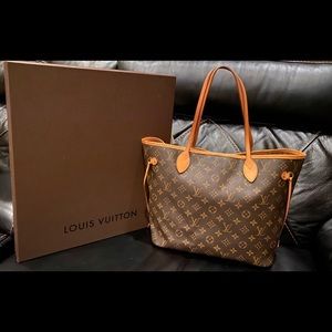 ***Louis Vuitton Neverfull MM Monogram!!!***